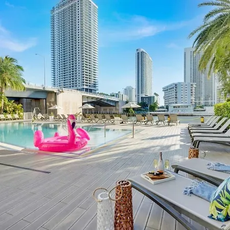Amazing Studio With Balcony & Pool